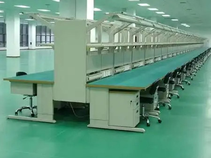 防靜電工作臺(tái)的安裝是否復(fù)雜？